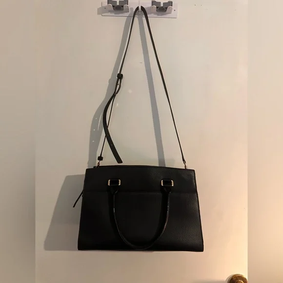 Kate Spade Elegant Black Shoulder Bag - Picture 3 of 4